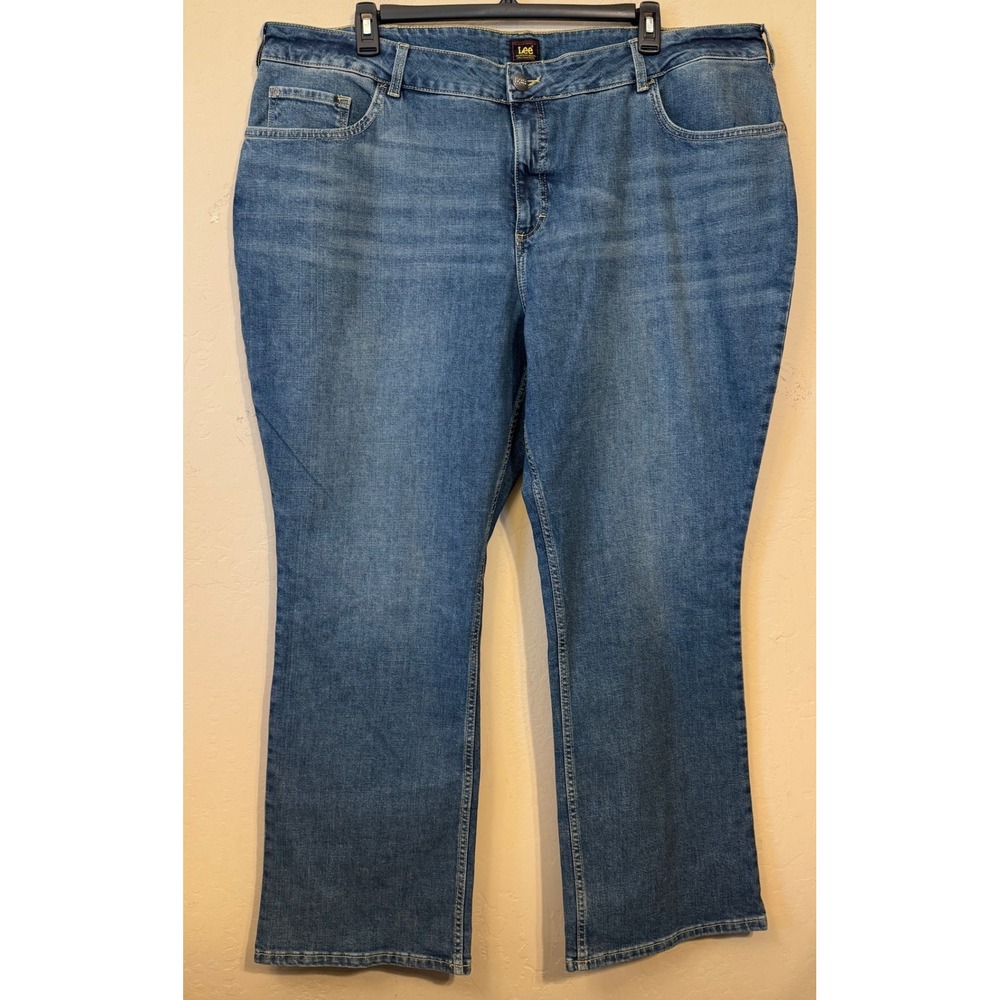 Lee Bootcut Jeans Women 26W Blue Mid Rise Stretch Lt Med Wash Flare NEW